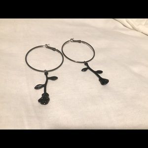 Black rose hoops